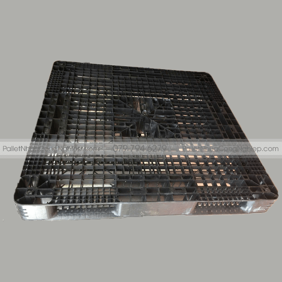 Pallet Nhựa Cũ Mặt Lưới 1100x1100x120mm màu đen