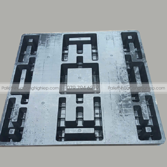 Pallet Nhựa Cũ 1050x1050x140mm màu đen 