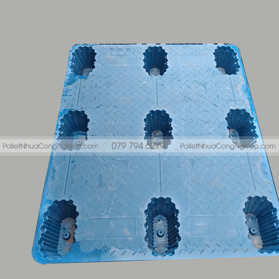 Pallet Nhựa Cũ Gù Mỹ 1200x1000x140mm (Xanh Dương)