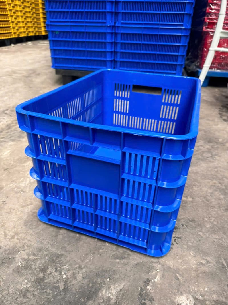 Sóng nhựa màu xanh dương bền đẹp